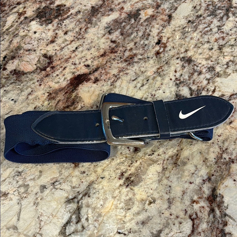 Nike blue baseball / softball belt.